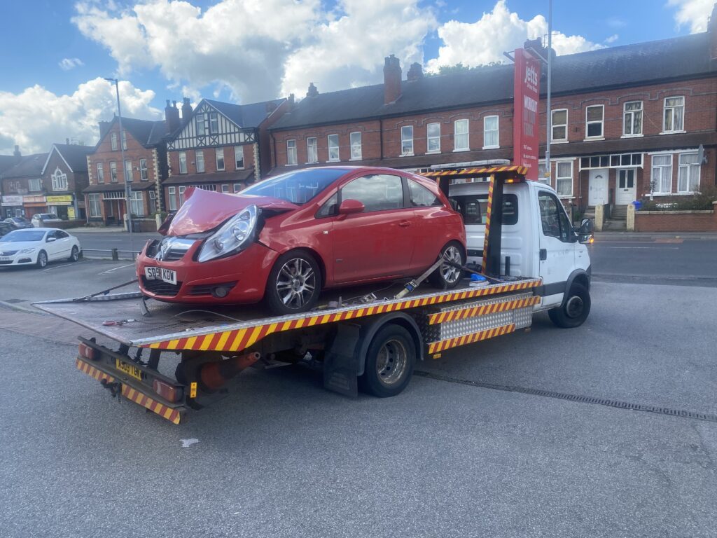 Accident recovery and vehicle removal UK